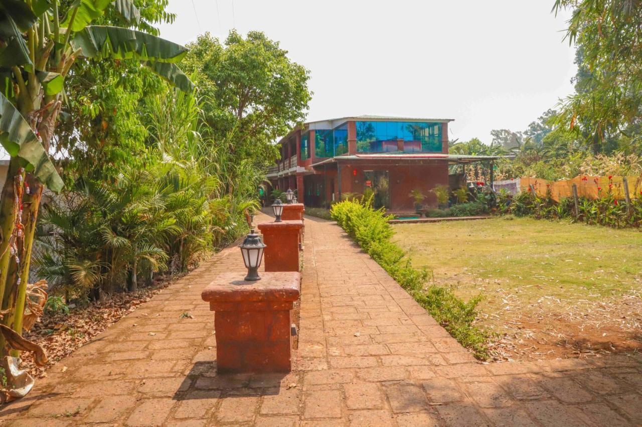 Hotel On The Rocks Mahabaleshwar Exterior photo