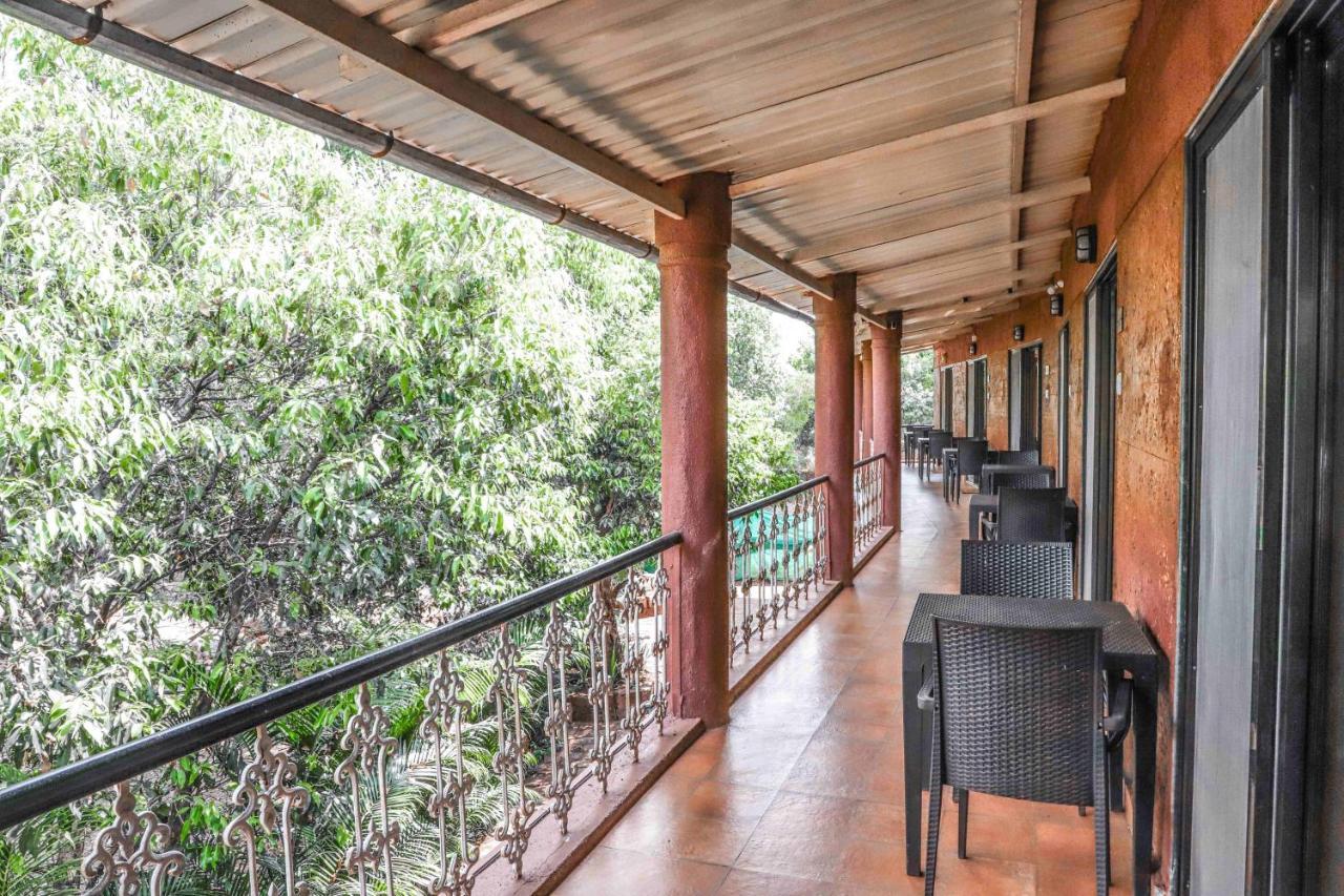 Hotel On The Rocks Mahabaleshwar Exterior photo